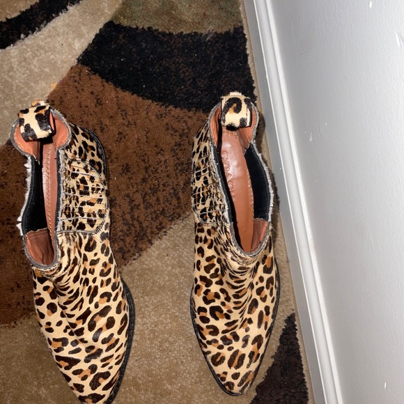 Coach Leopard‑Print Ankle Bootie – Women’s Size 9, Gently Worn - Picture 3 of 8